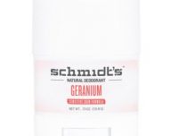Schmidts-Tamao-de-viaje-sensible-piel-desodorante-palo-geranio-flor-07-oz-0